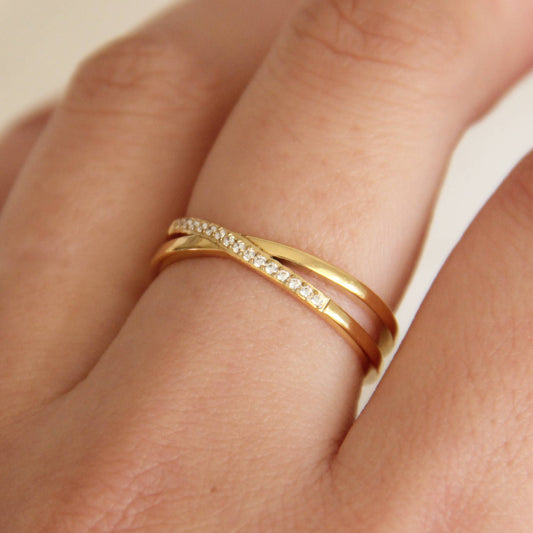 MAIVE - Crossed Double Band Pave Ring