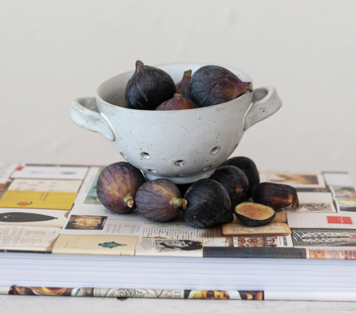 Stoneware Berry Bowl w/ Glaze