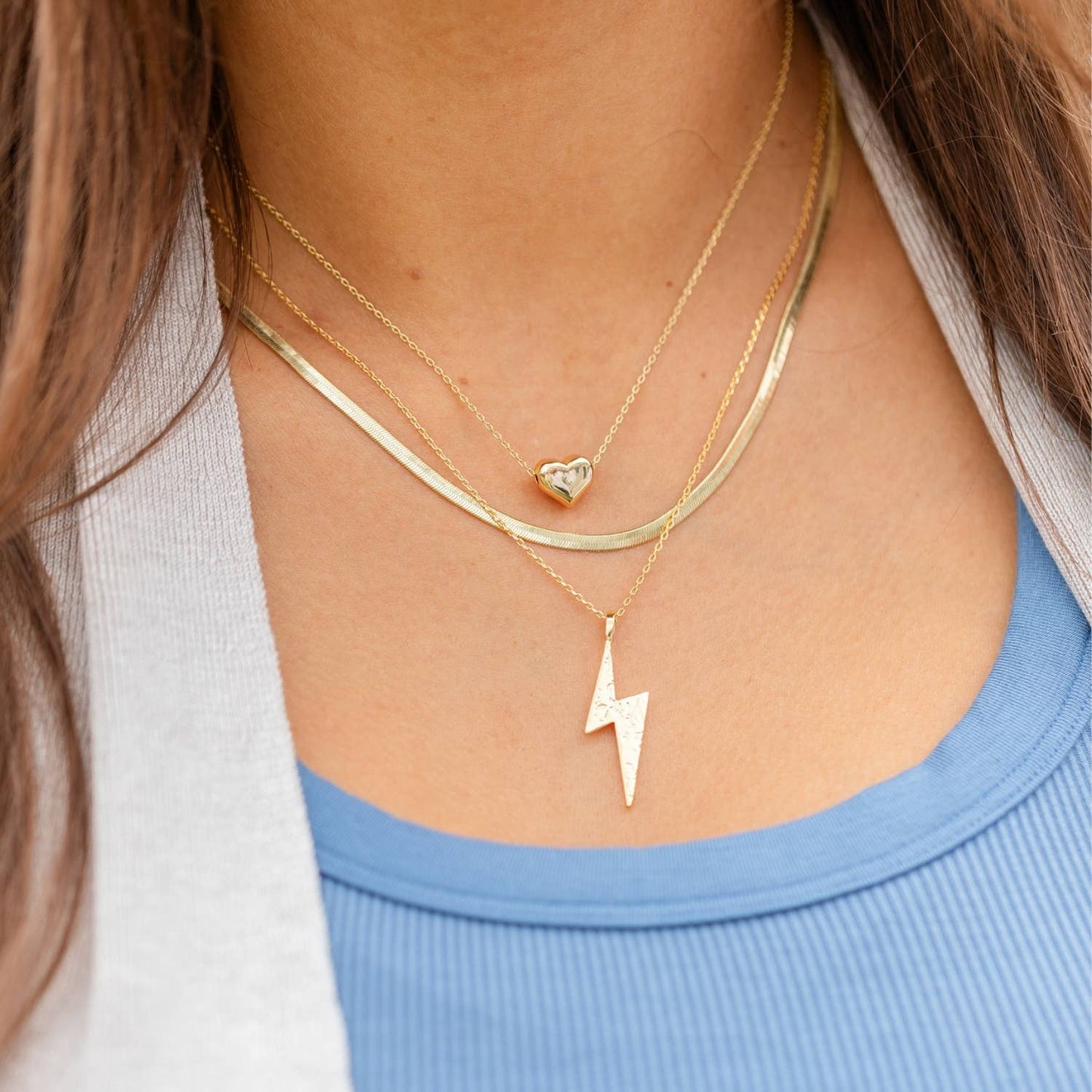 Splendid Iris - Small Simple Heart Necklace