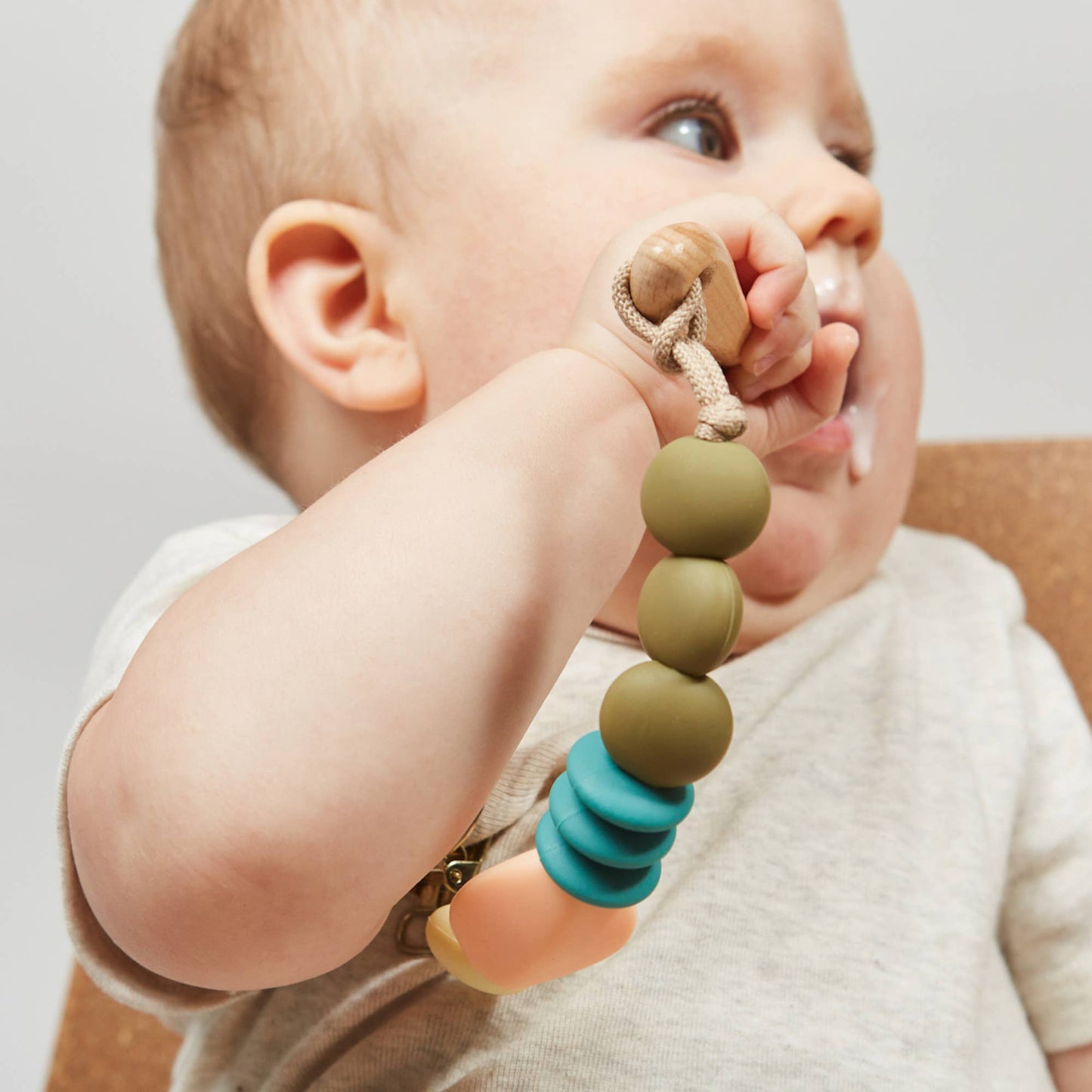 January Moon - Dewdrop Pacifier Clip