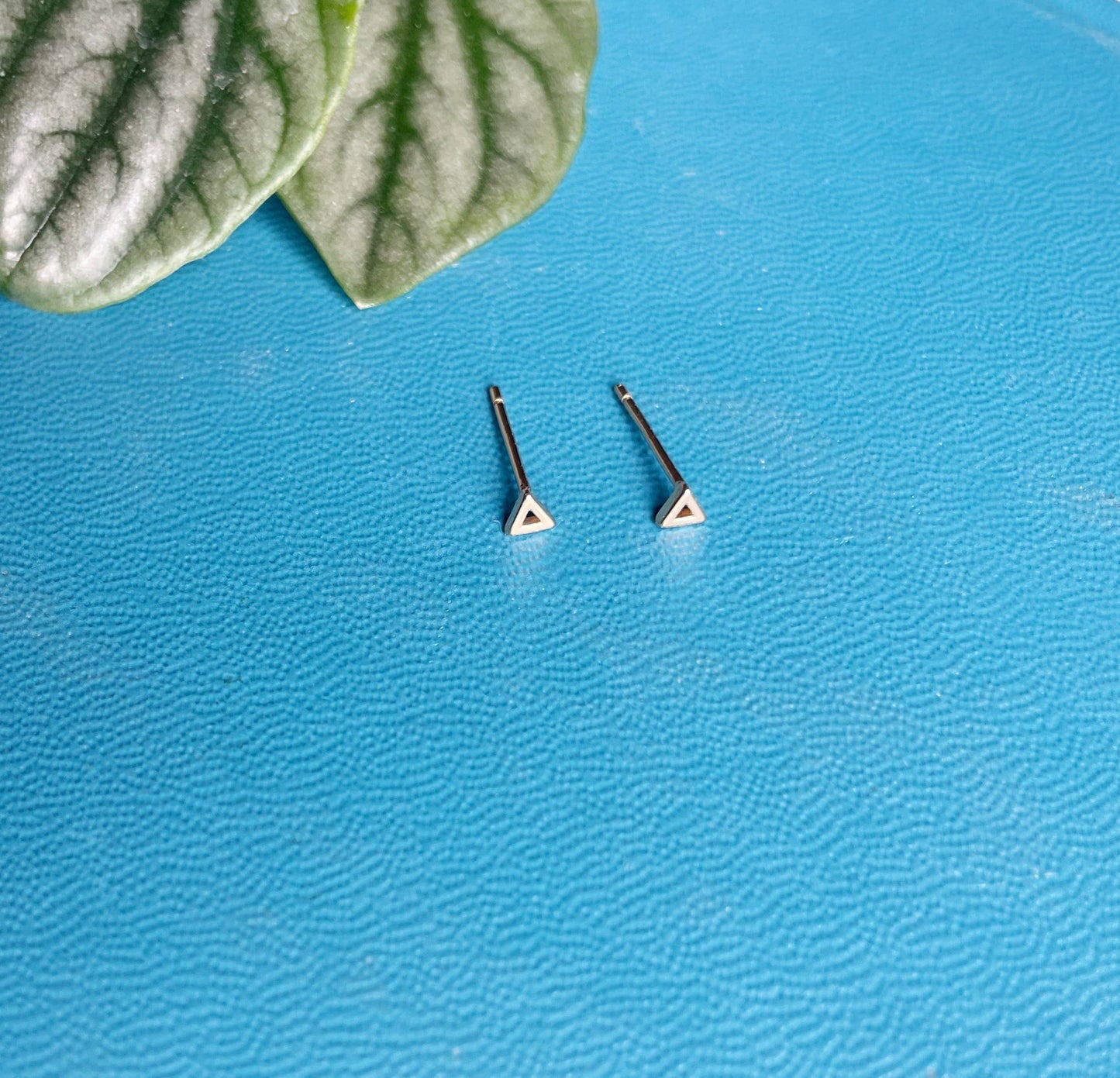 Wild Juniper - Tiny Tiny Gold Studs Earrings - Tiny Gold Open Triangles