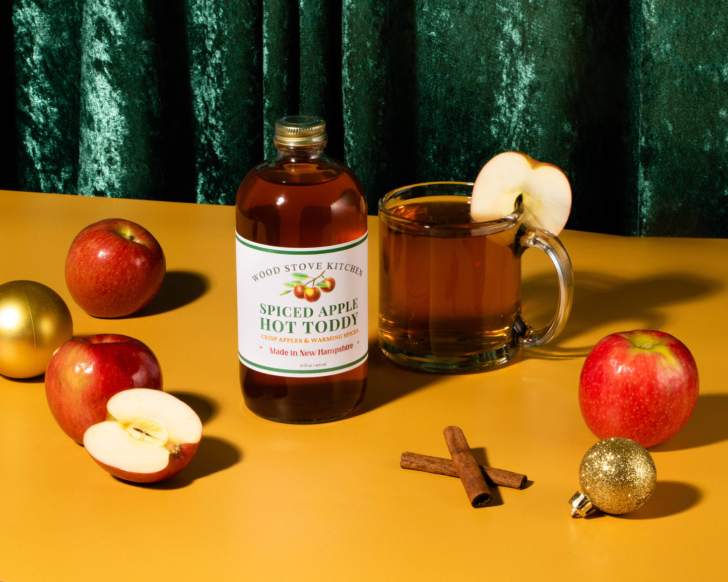 Wood Stove Kitchen - Spiced Apple Hot Toddy, 16 fl oz - Cocktail Mixer and Mockta