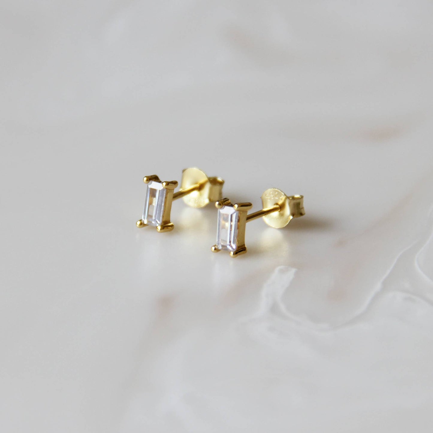 MAIVE - Baguette Studs