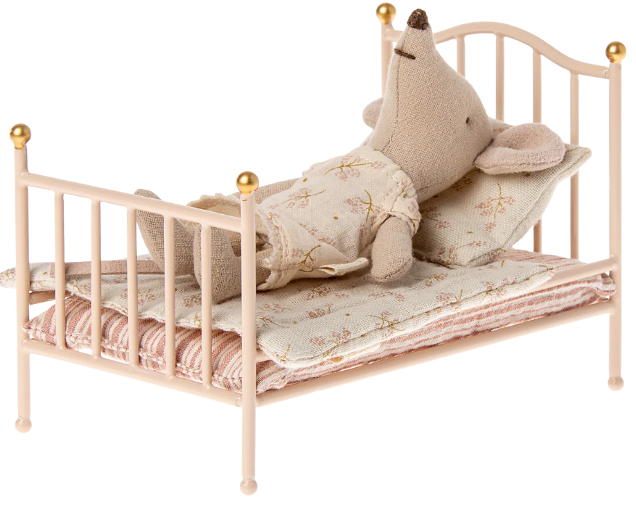 Vintage bed, Mouse - Rose