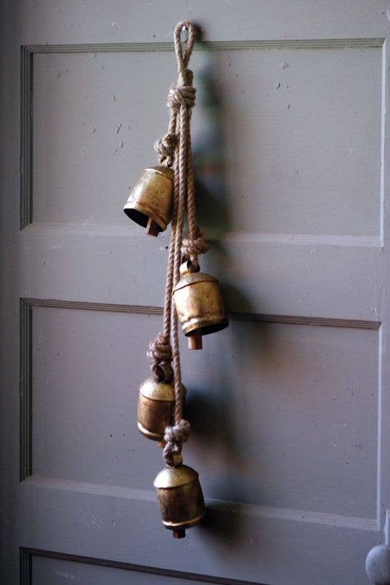 Bell Hanging Clusters Medium