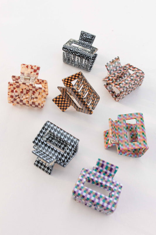 Space 46 Wholesale - Retro Checkered Hair Clip Hair Claw